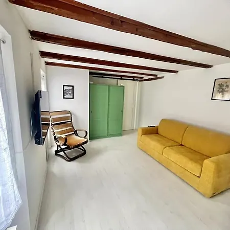 Piazza Benco Locazione Turistica Appartement Triëst