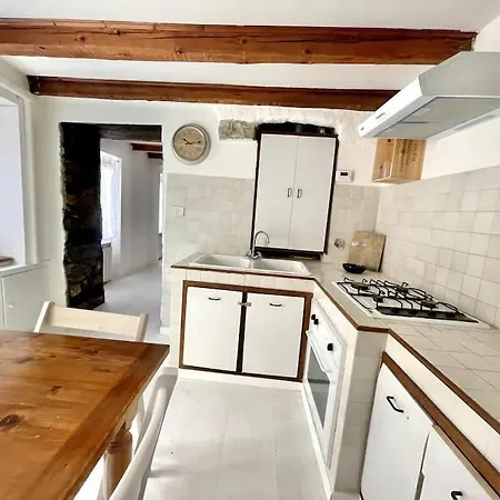 Piazza Benco Locazione Turistica Триест